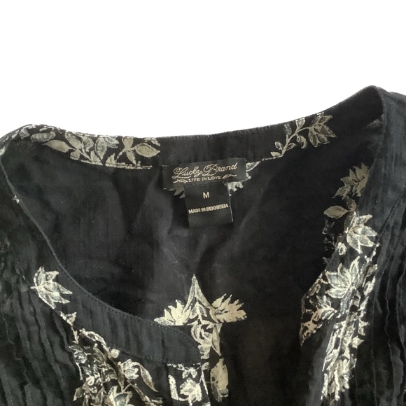 Lucky Brand black collarless tie waist blouse. - Picture 3 of 3